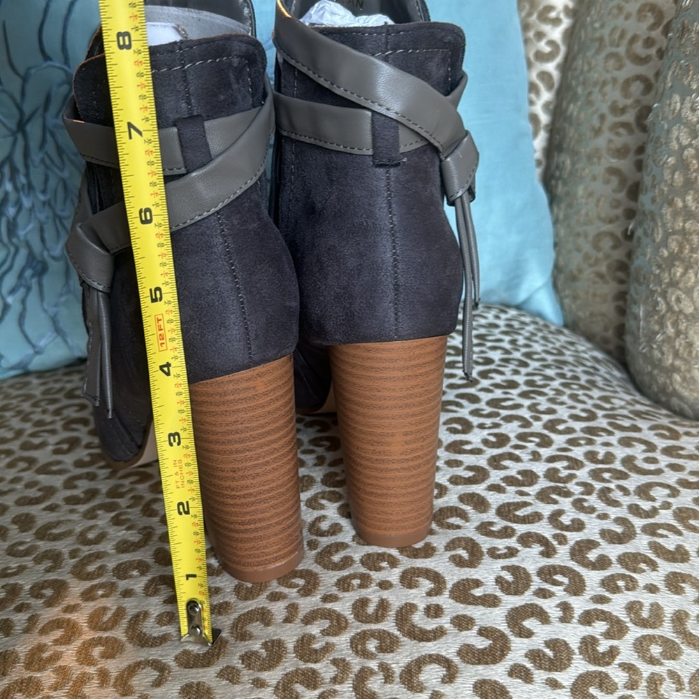 NIB Love Athena “Dean” charcoal gray faux suede block heel bootie w/ strap - Picture 10 of 11